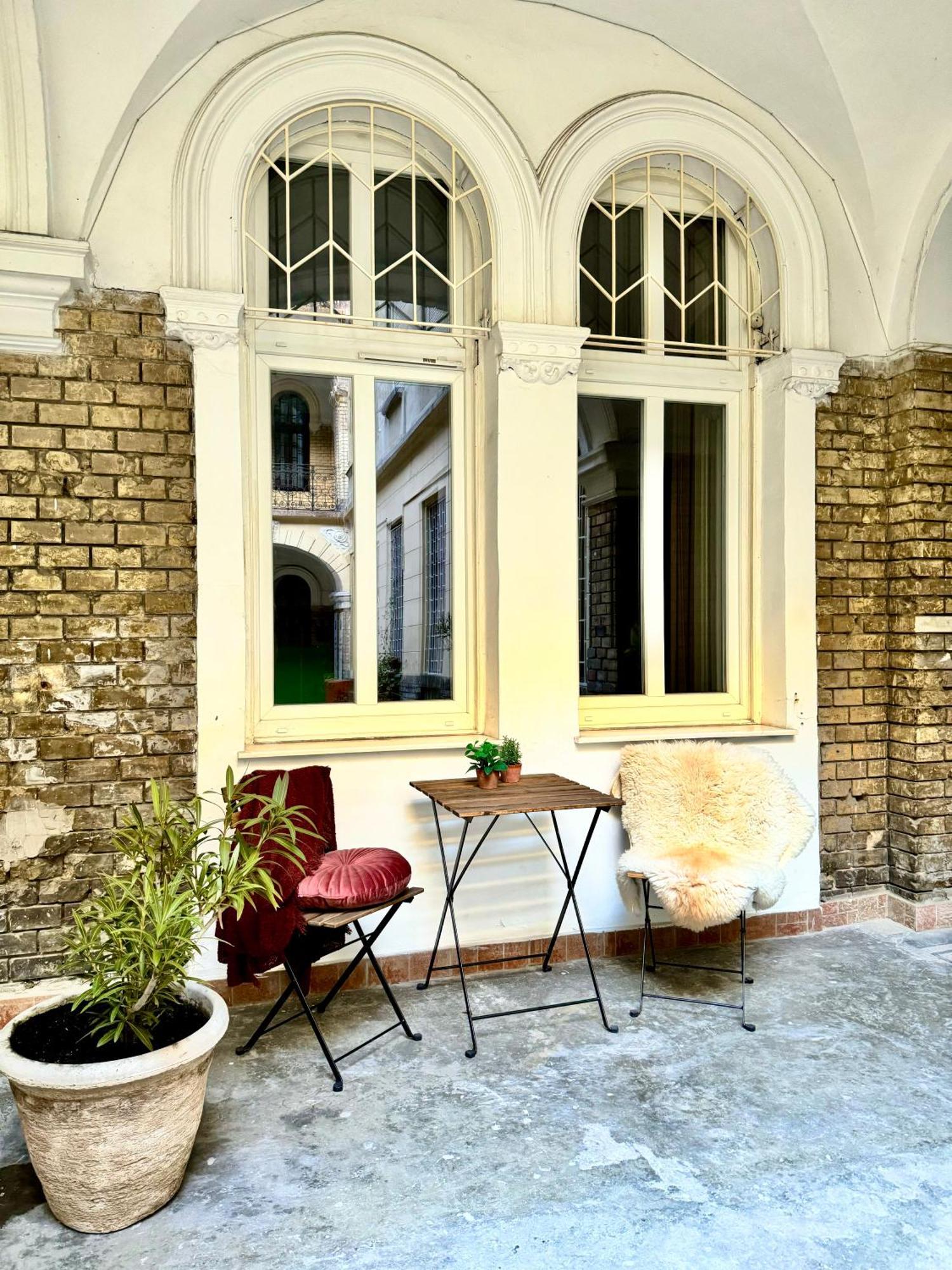 Stay At Liz Budapest Central Eksteriør bilde